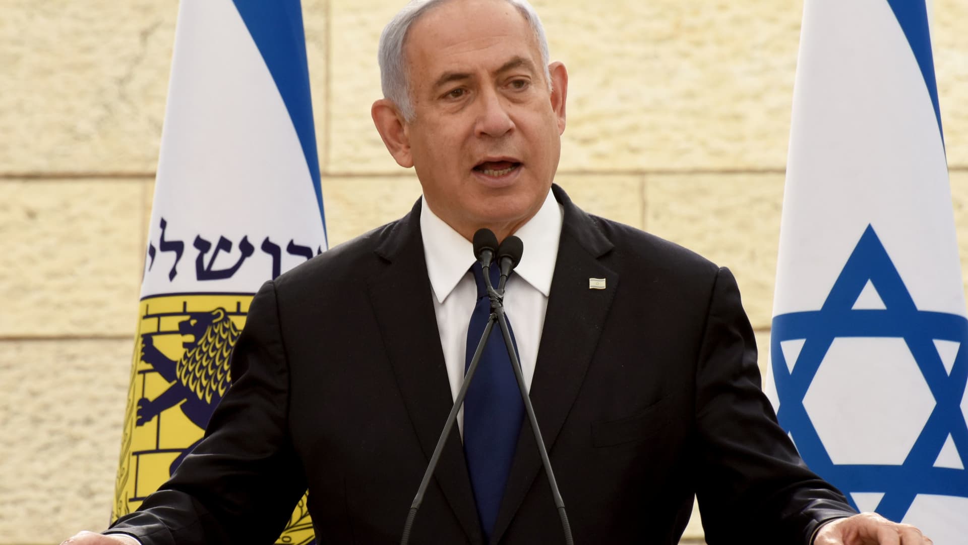 Israel’s Netanyahu, charged with corruption, is set for a dramatic comeback in 5th election since 2019