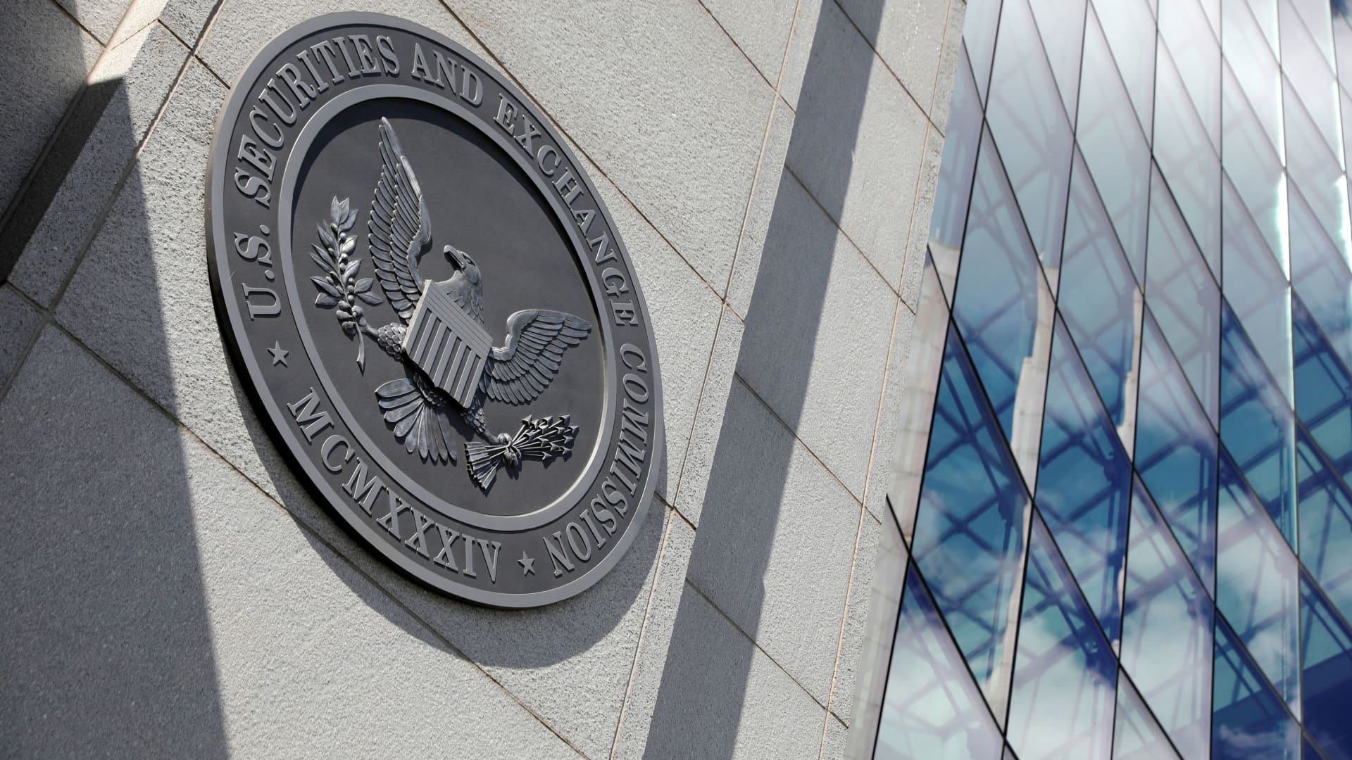 SEC, DOJ charge social media influencers in alleged $100 million fraud