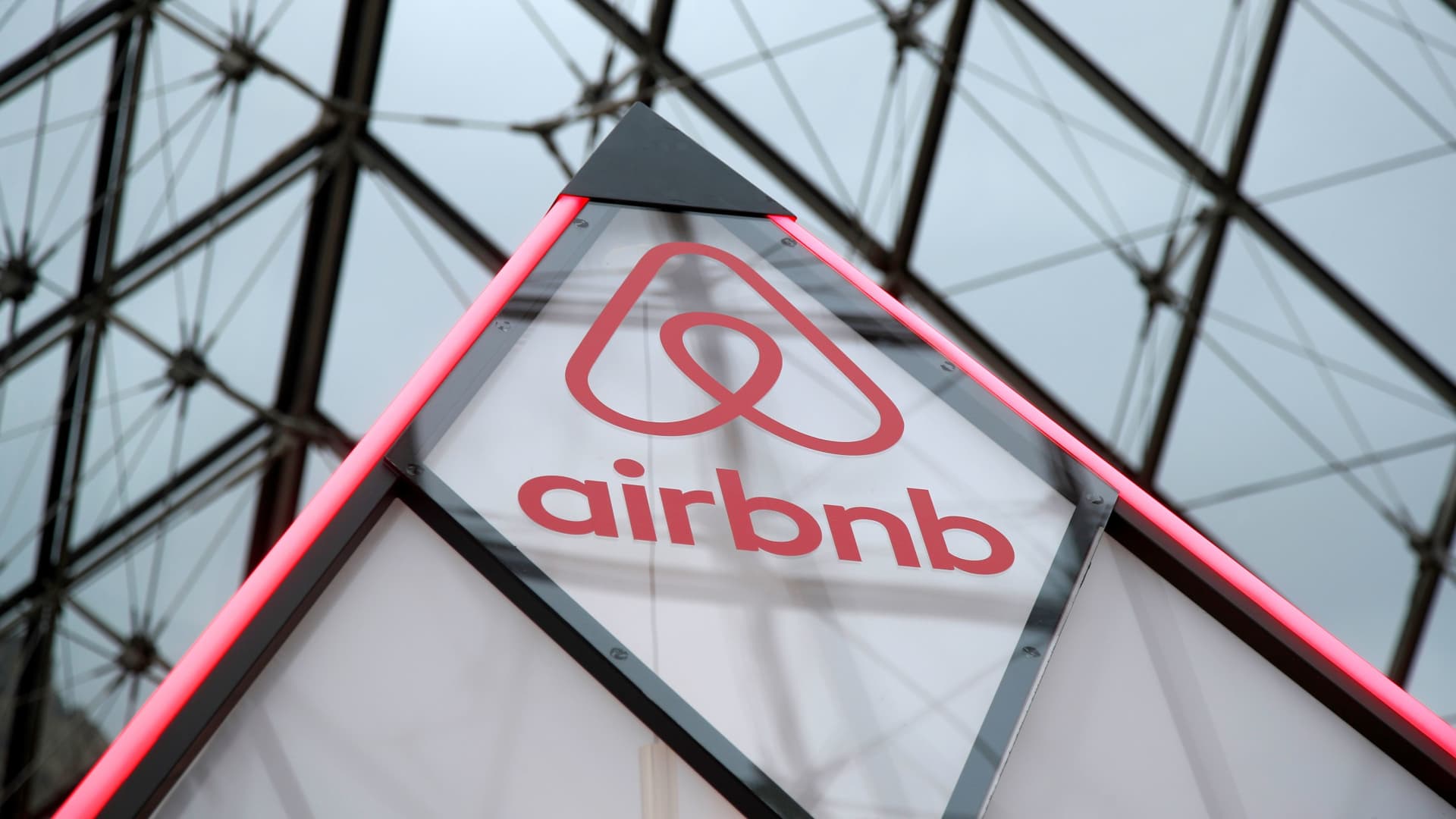 Airbnb launches platform allowing renters to host apartments, partnering with major landlords