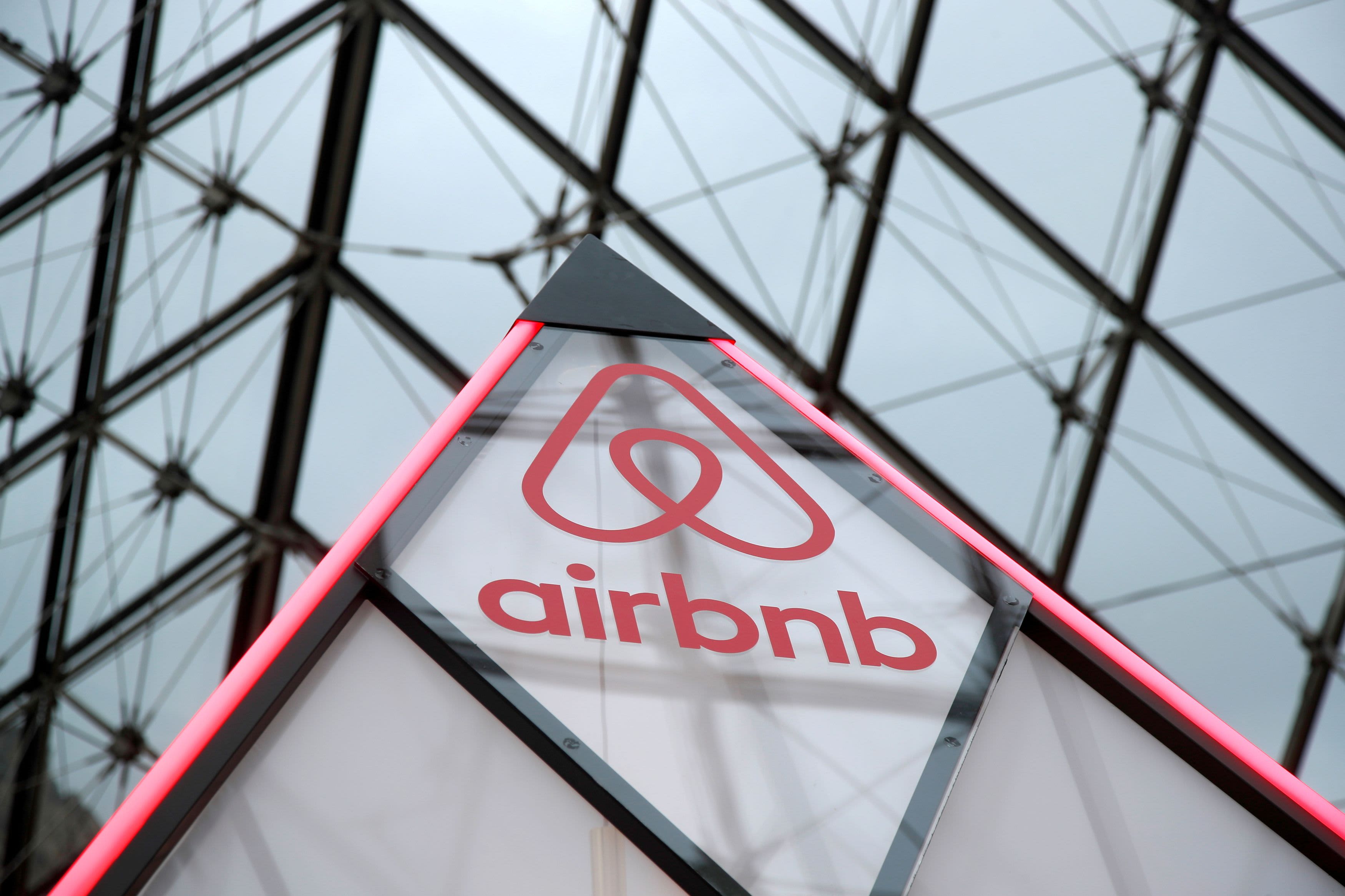 Stocks making the biggest moves after-hours: Airbnb Roblox Wynn Resorts & more – CNBC