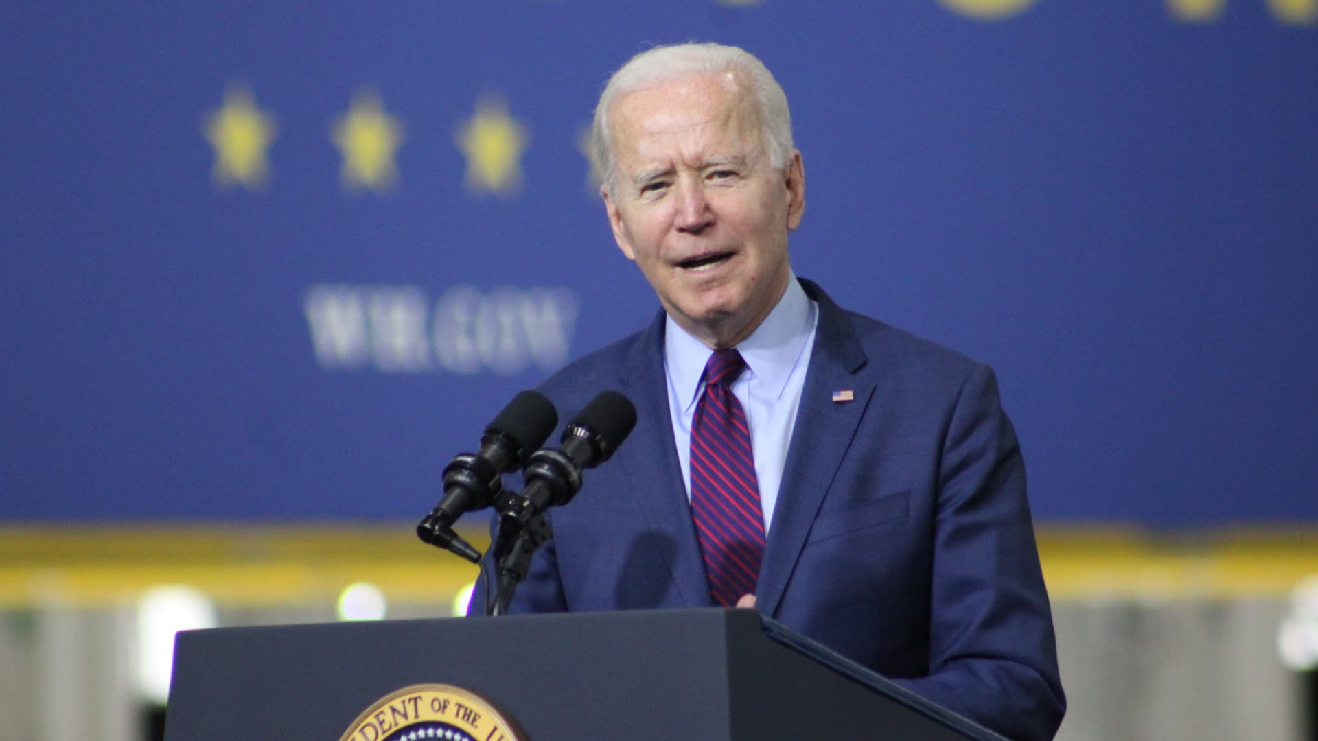 Russia is exploring options for cyberattacks and companies must be ready, says Biden