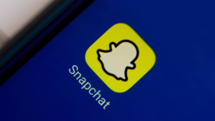 Snap reports 500 million monthly active users, previously only reported daily