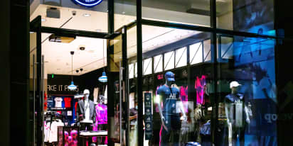 Fanatics opens first LA store exclusive to Paris Saint-Germain soccer club 