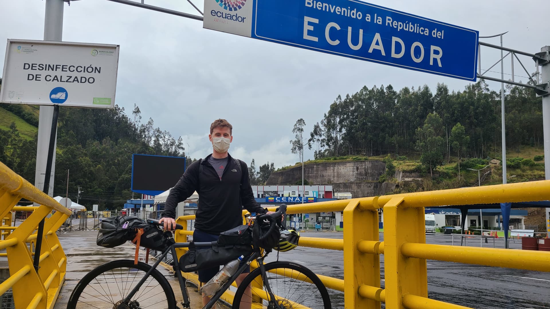 Andrew reaches Ecuador