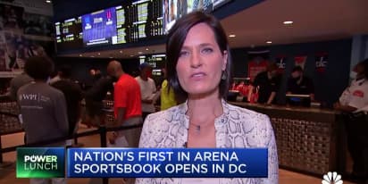 You can now bet in this D.C. arena — How the U.S.'s first arena sportsbook looks