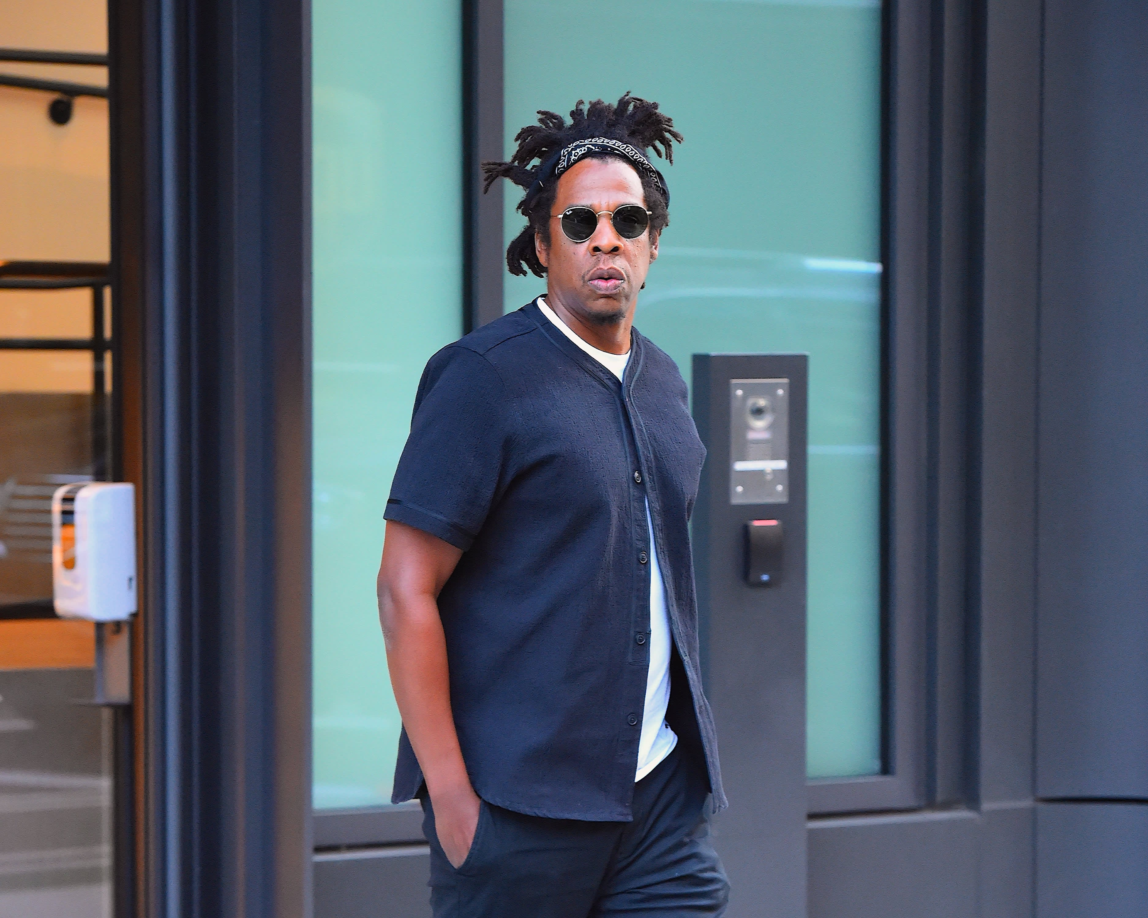 Jay-Z plans to speak to Wall Street titans at Robin Hood investors