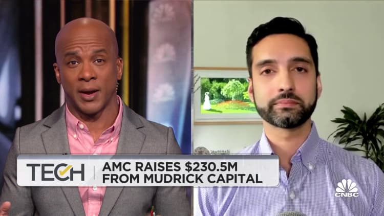 AMC CEO has gone 'all in' on investors from Reddit, says 'Margins' editor Ranjan Roy