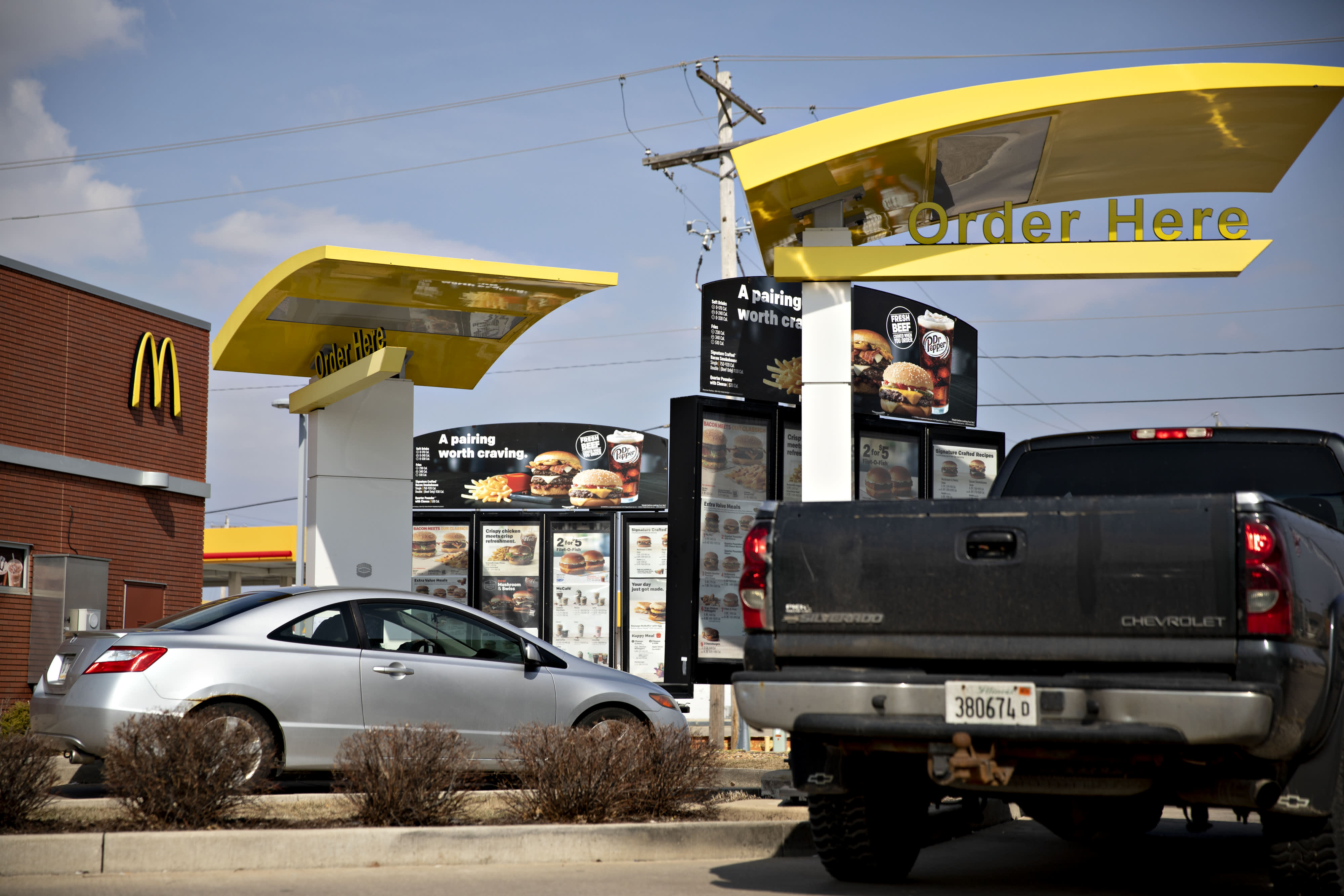 McDonald’s is testing automated drivethru ordering at 10 Chicago