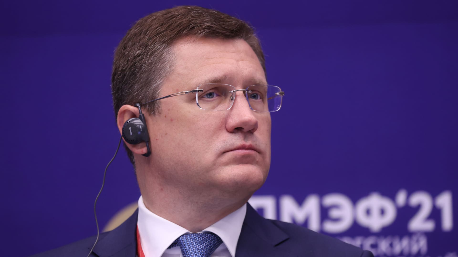 Александр Новак, министр энергетики России, был отстранен от работы во время второго дня заседания Петербургского международного экономического форума (ПМЭФ) в Санкт-Петербурге, Россия, в четверг, 3 июня 2021 г.