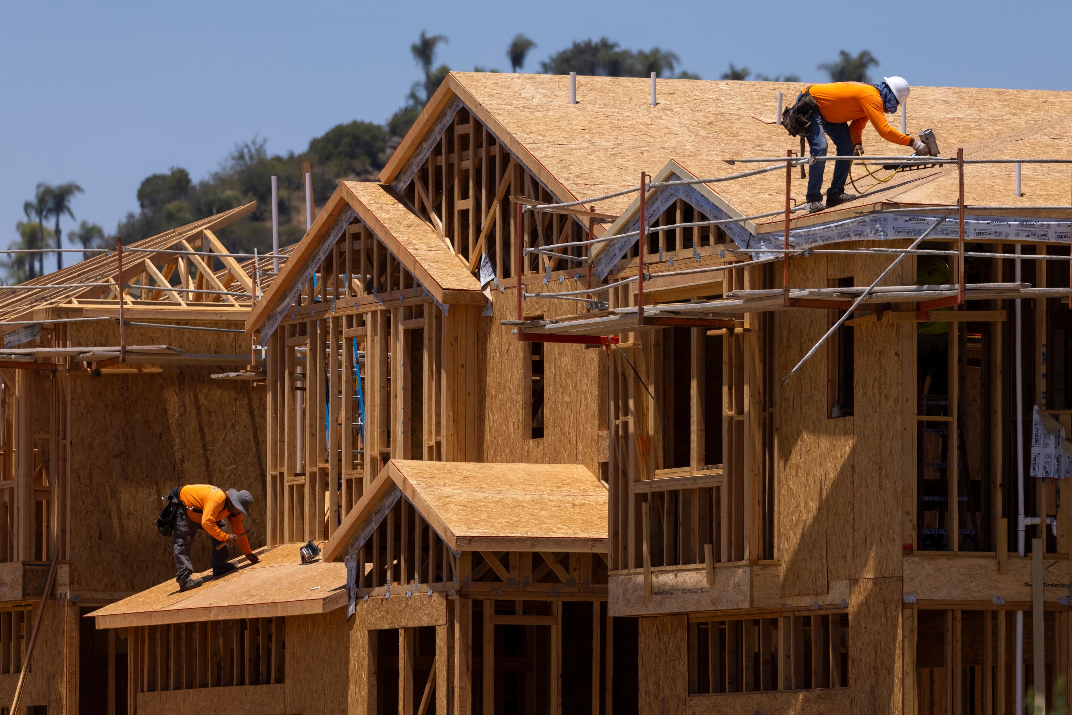 Homebuilder sentiment bounces back despite ongoing supply chain problems