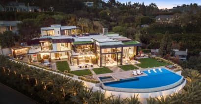 Flashy Bel Air mansion was listed at $87.8 million, but it flopped at auction