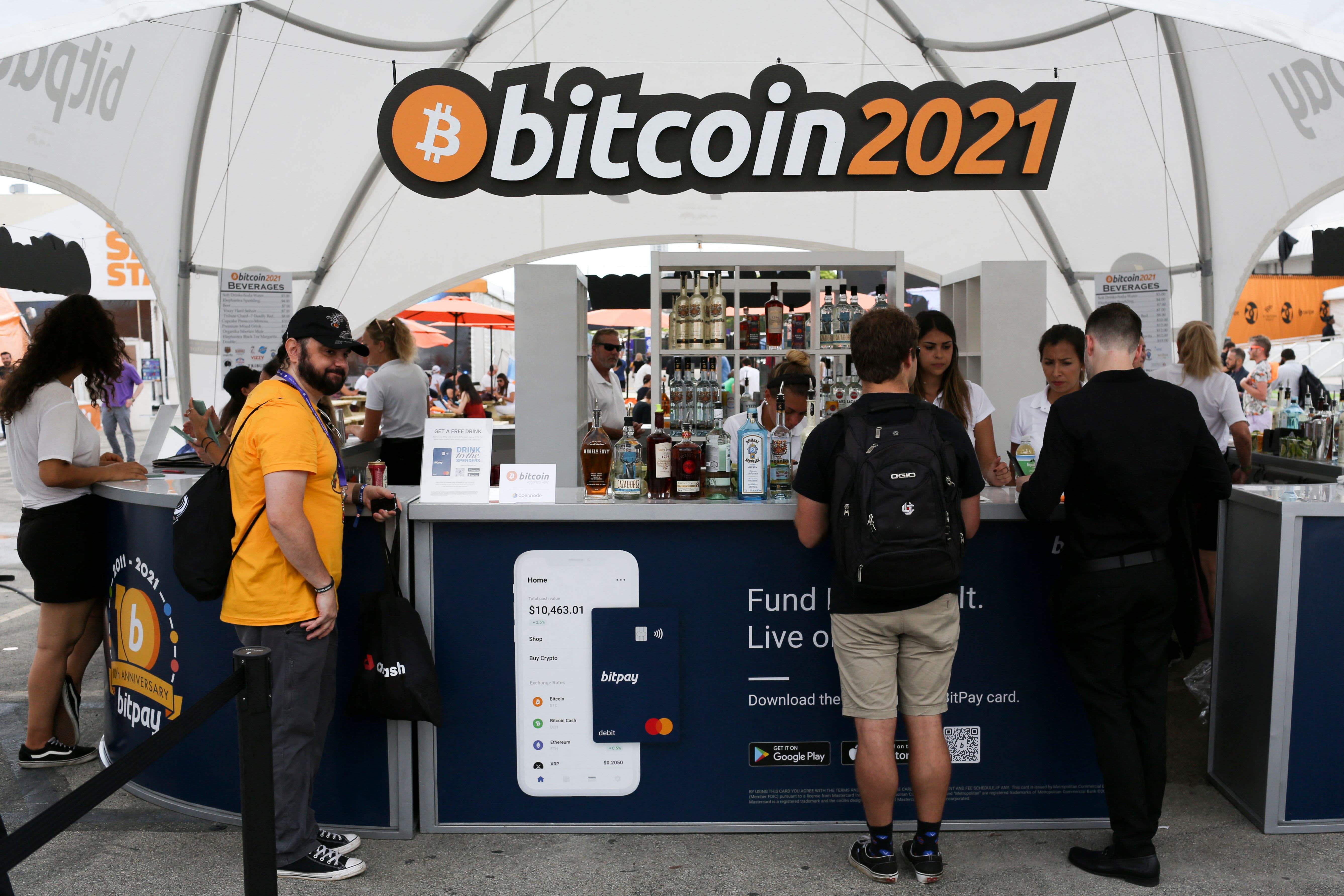 Thousands of bitcoin believers descended on Miami to party and preach the gospel of 'HODL'