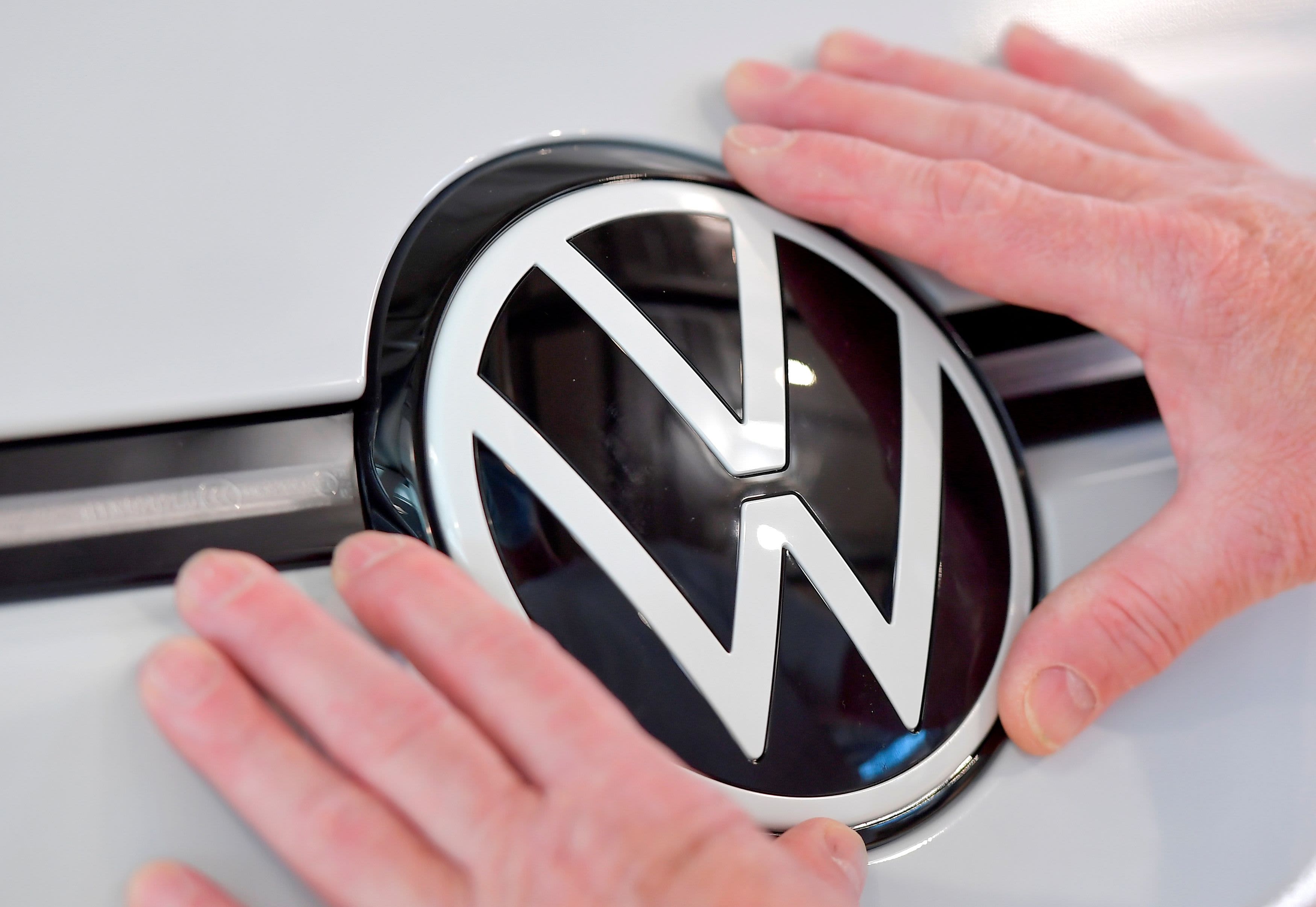 Volkswagen VOW VWAGY 2022 annual meeting EV updates