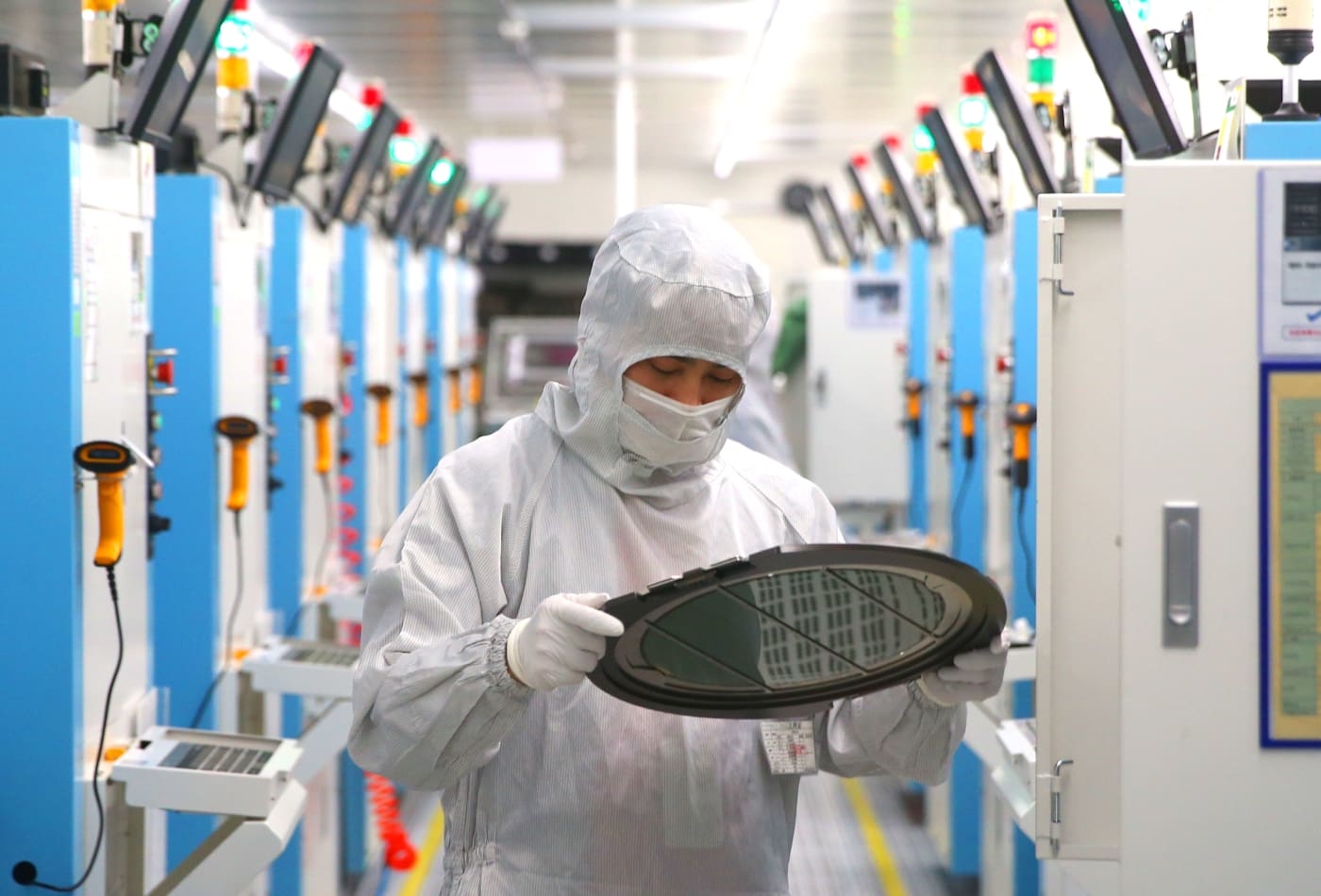 China is still 'three or four generations' away from developing latest semiconductor tech, IDC says