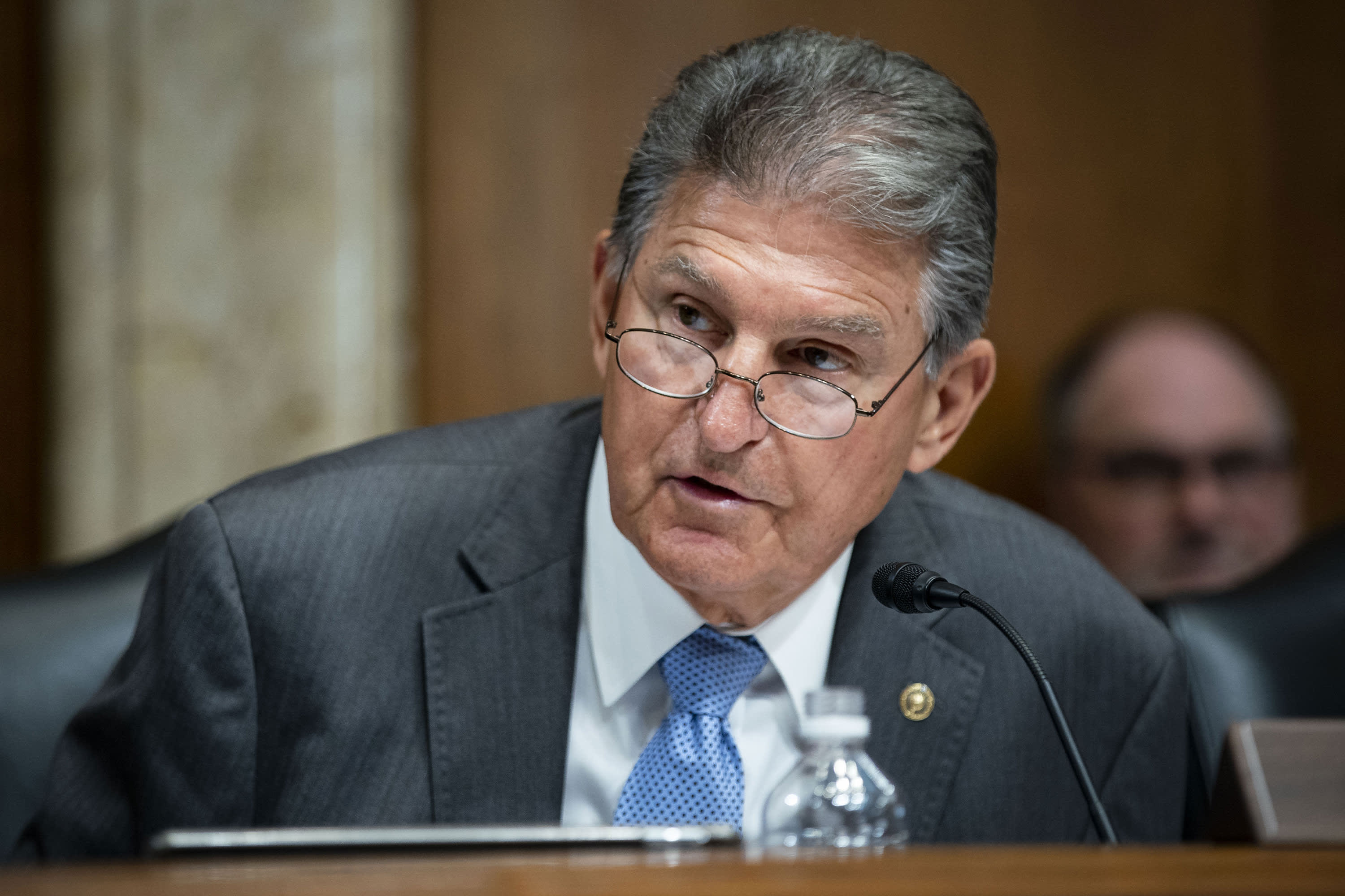 Companies, executives donated nearly 0,000 to Manchin’s campaign after he rejected Biden’s Build Back Better bill