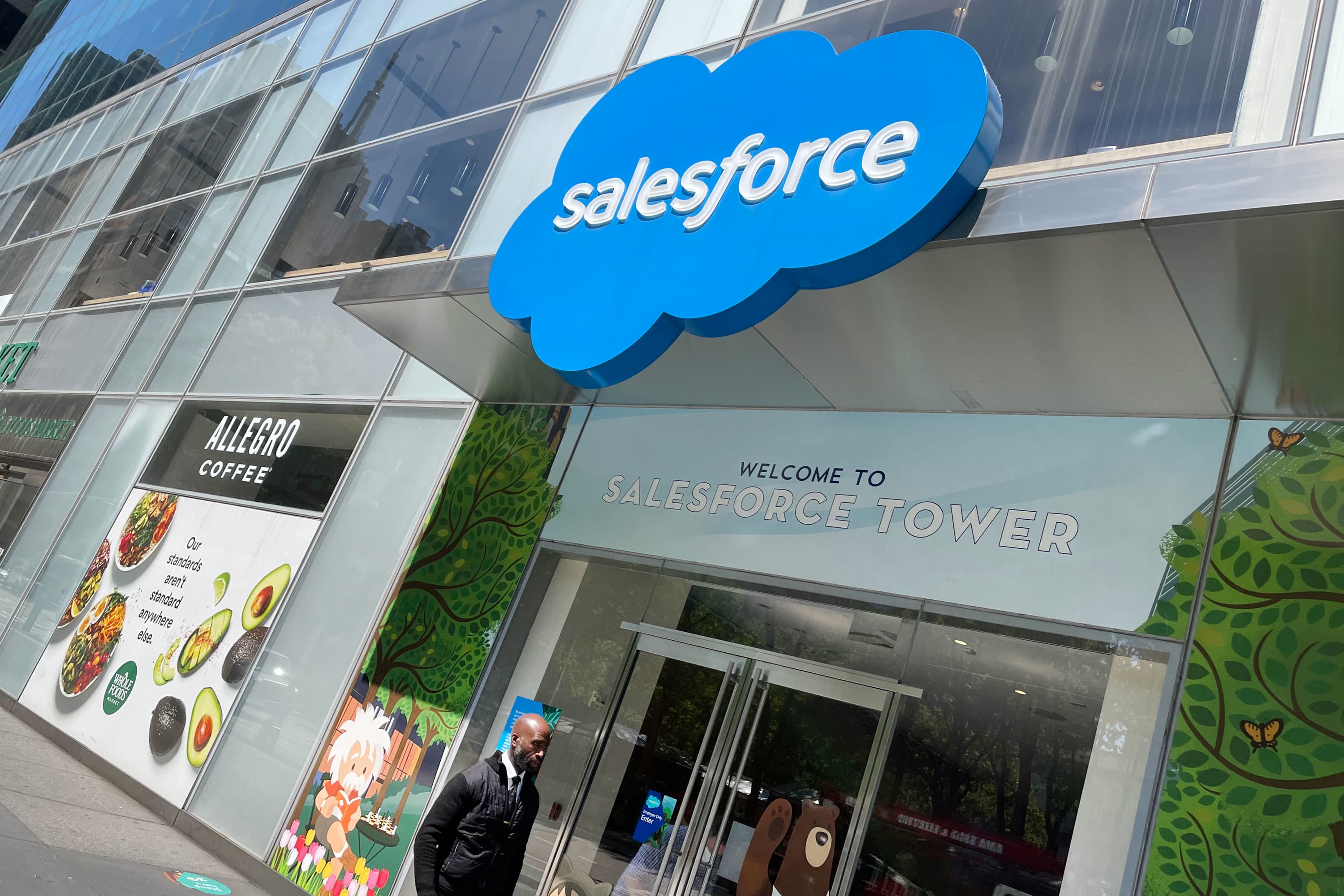 Salesforce's strong results are impressive given activist pressure, Wall Street analysts say