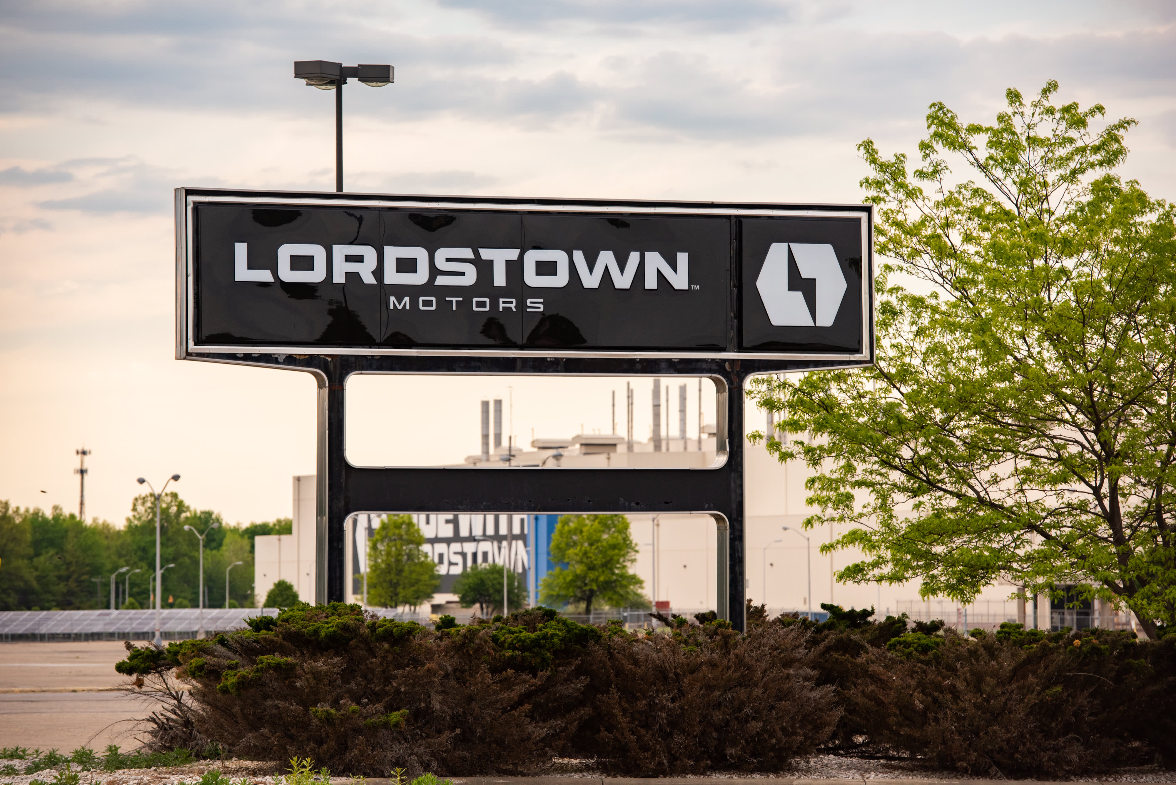 Lordstown shares reverse losses after company says it is in talks for additional funds