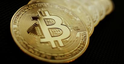 Bitcoin volatility is back to March lows, but futures show optimism is building