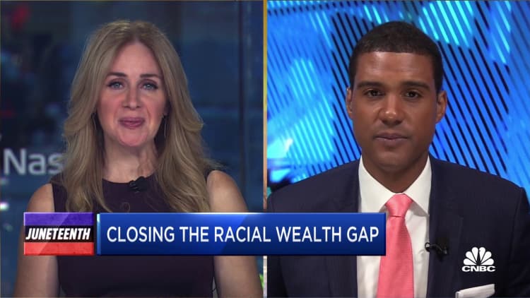 Here are six financial decisions that can help bridge the racial wealth gap