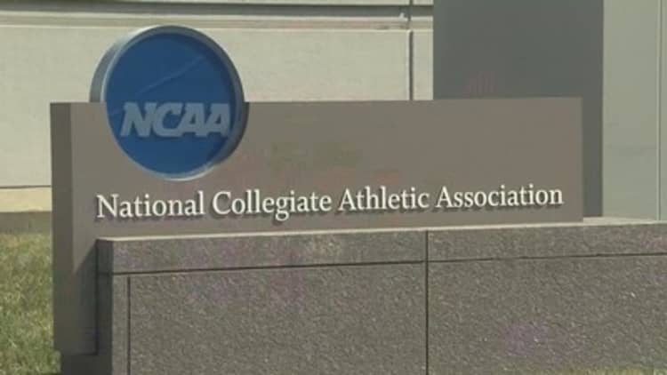 Supreme Court rules against NCAA, allows non-cash compensation for college athletes