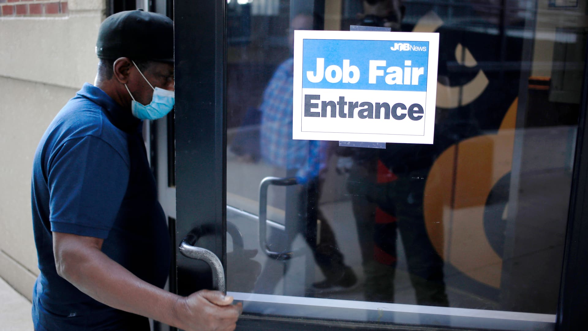 Job openings nudged down in November, down to lowest in more than two years
