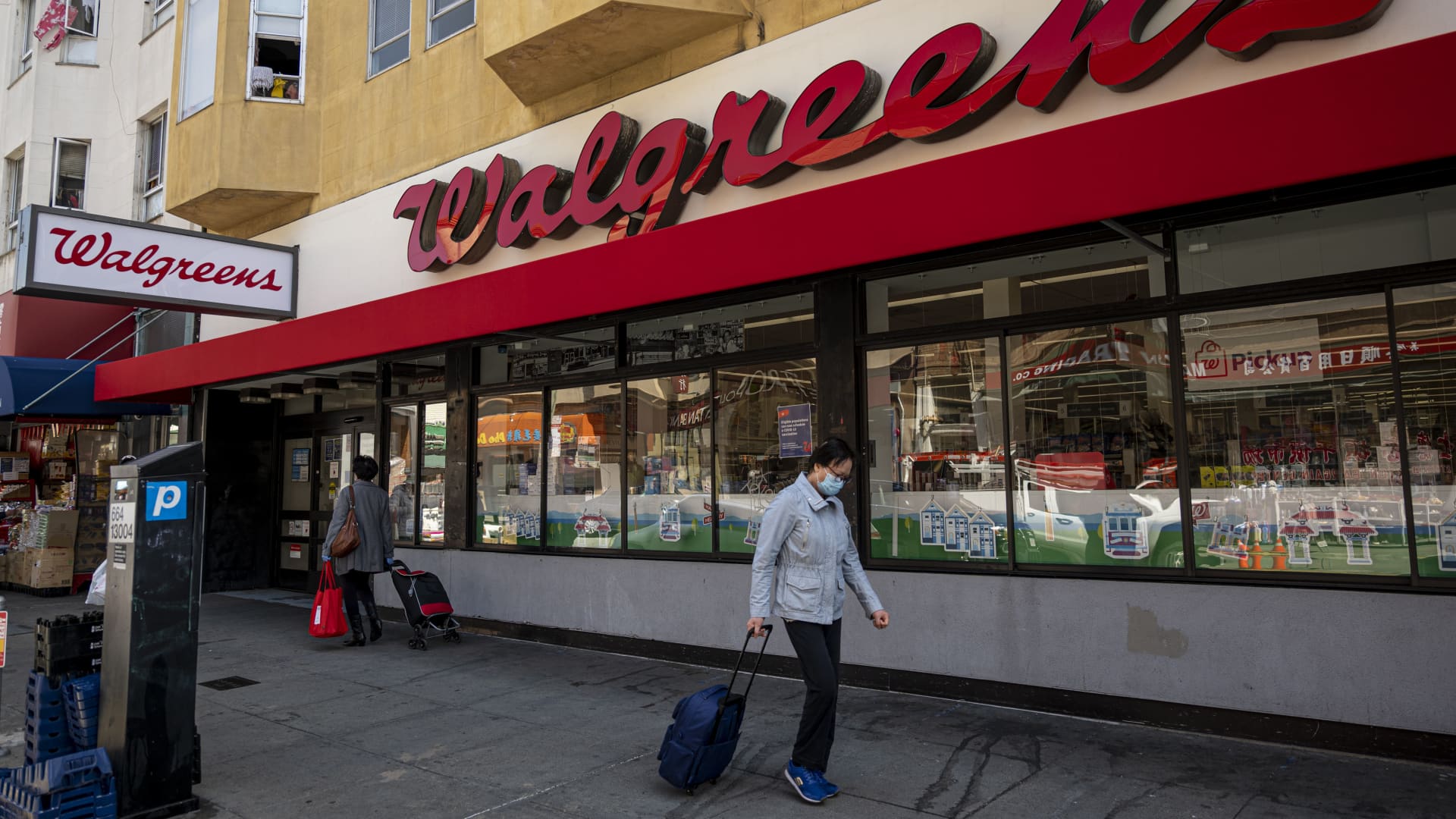 Stocks making the biggest moves midday: Walgreens AMD Dell and more – CNBC
