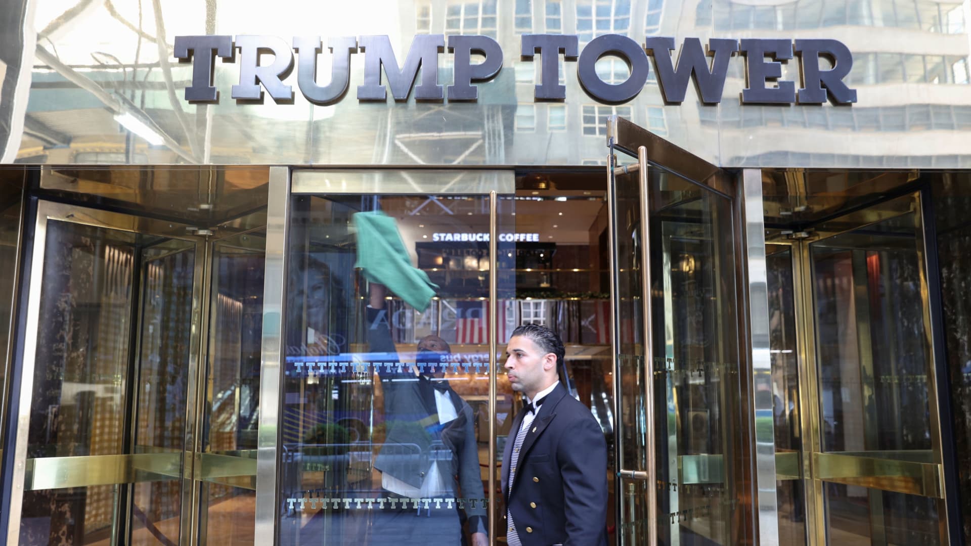 The entrance to Trump Tower on 5th Avenue is pictured in the Manhattan borough of New York City, U.S., June 30, 2021.