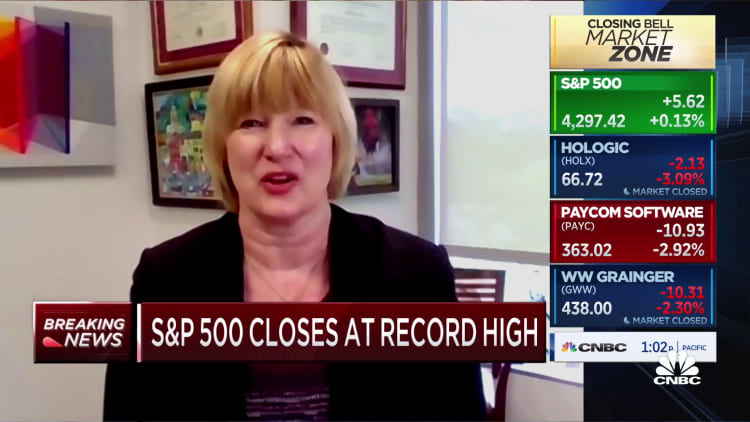 S&P 500 closes at record high to close out a strong first half of 2021