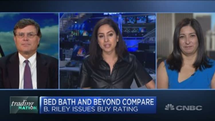 Bed Bath & Beyond gets rare buy rating — How two traders are playing it