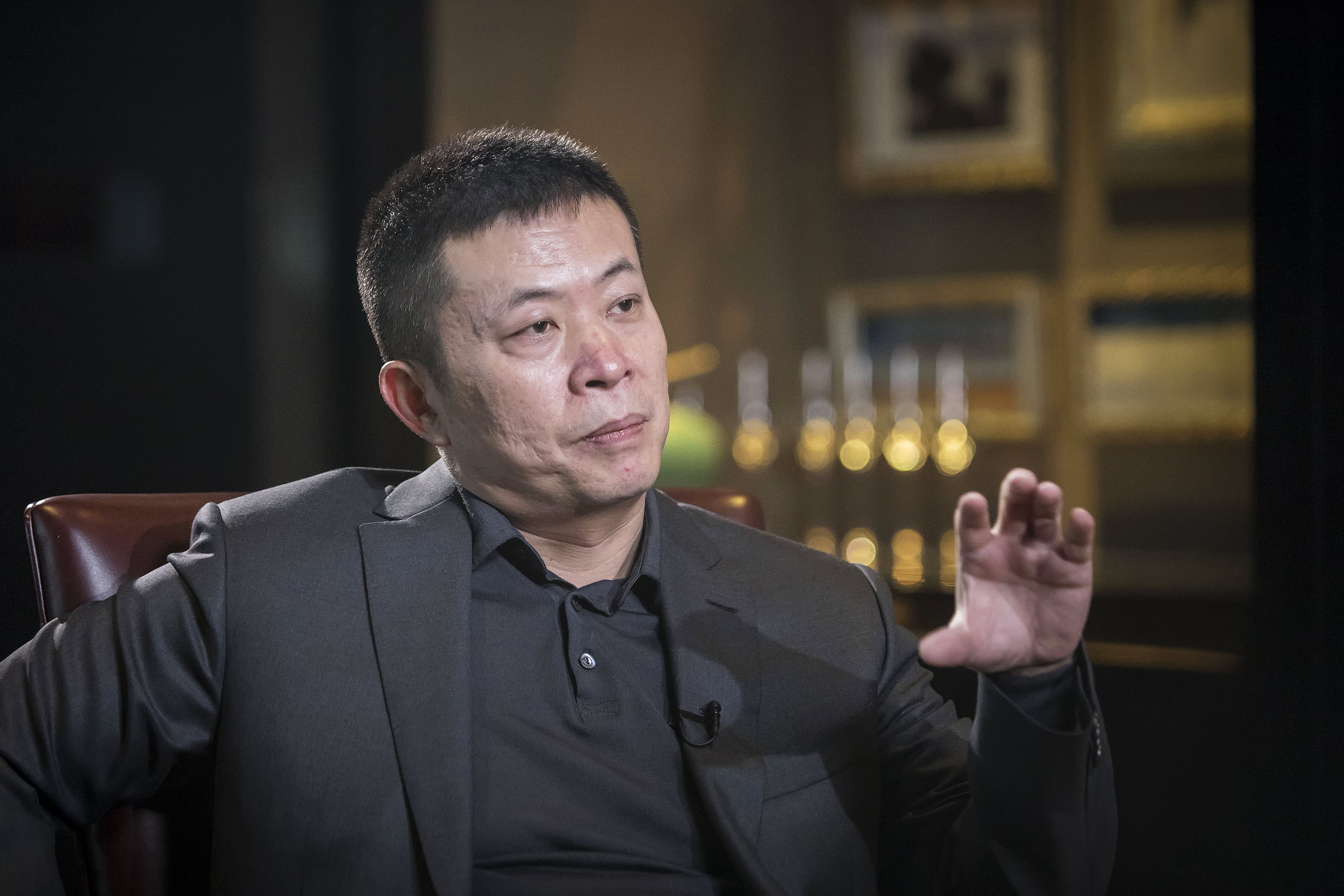 Weibo chairman Charles Chao and a state investor are in talks to take the Chinese company private in a deal which would value the Twitter-like firm at