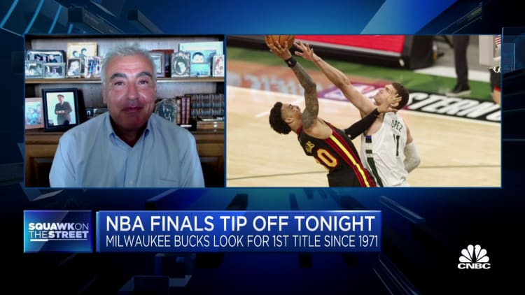 Milwaukee Bucks co-owner Marc Lasry on NBA Finals tipping off tonight