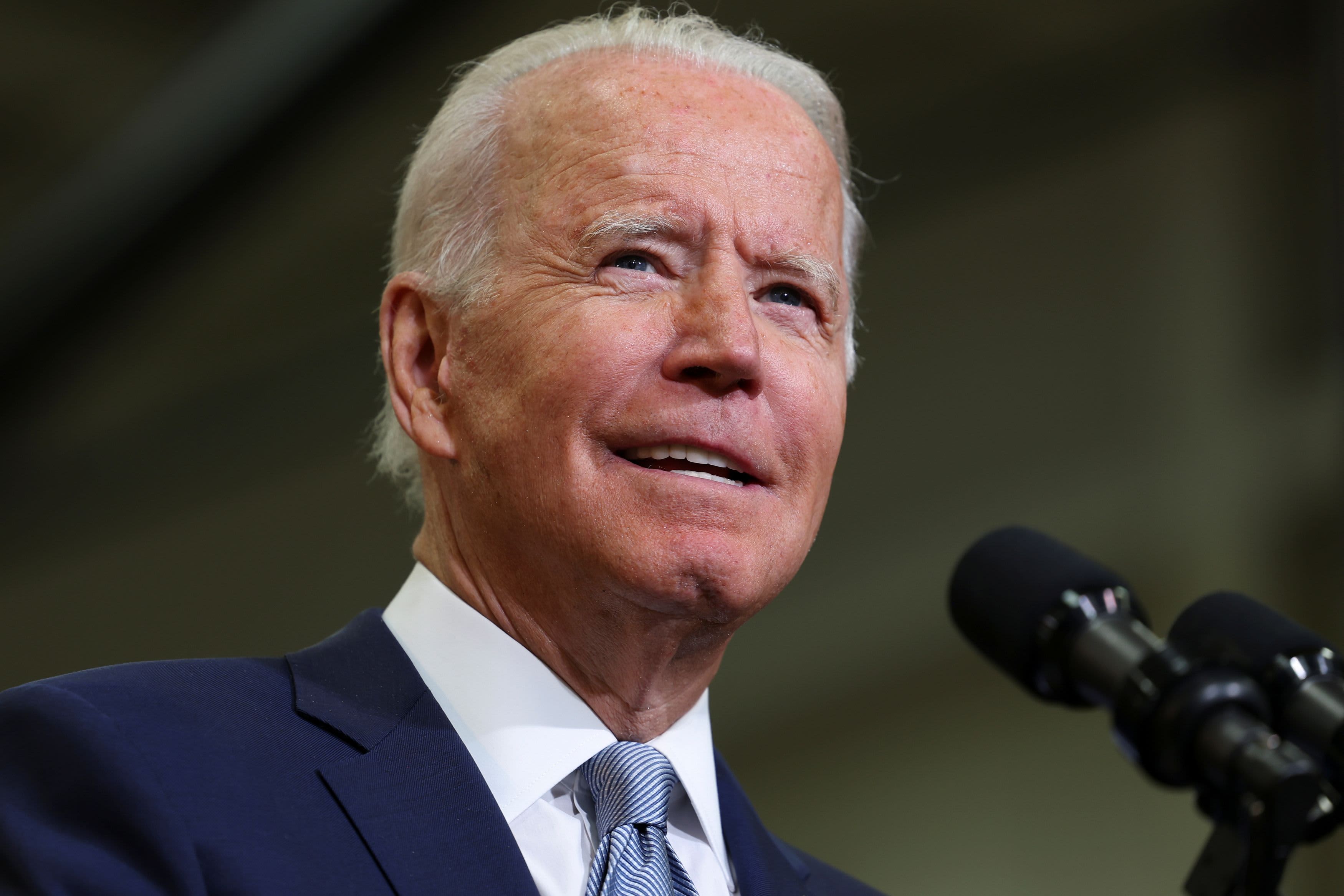 Biden to tout vaccine mandates for giant firms in Chicago journey