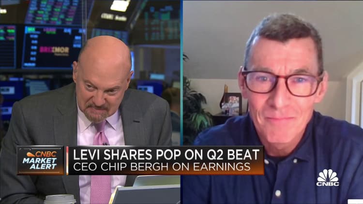 Full interview with Levi Strauss CEO Chip Bergh on Q2 earnings beat, outlook