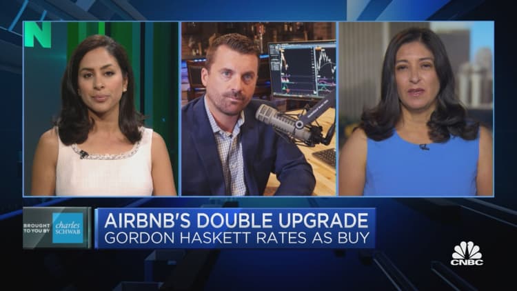 Trading Nation: Airbnb gets a double upgrade — Two traders debate the call