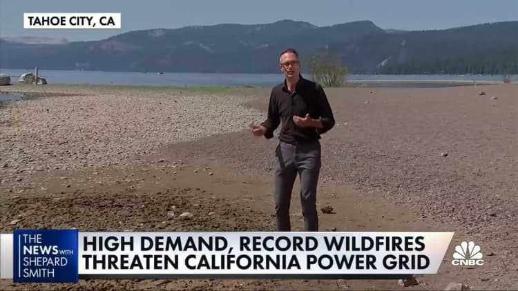 High demand, heat in California threaten the power grid