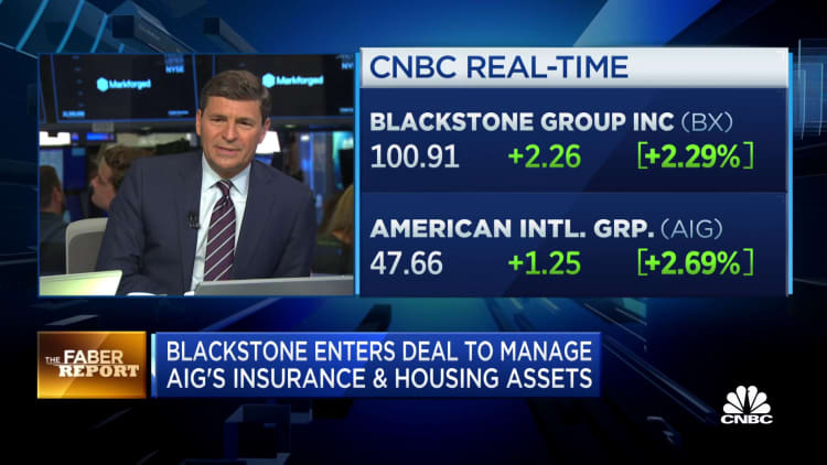 Blackstone enters deal to manage AIG's insurance and housing assets
