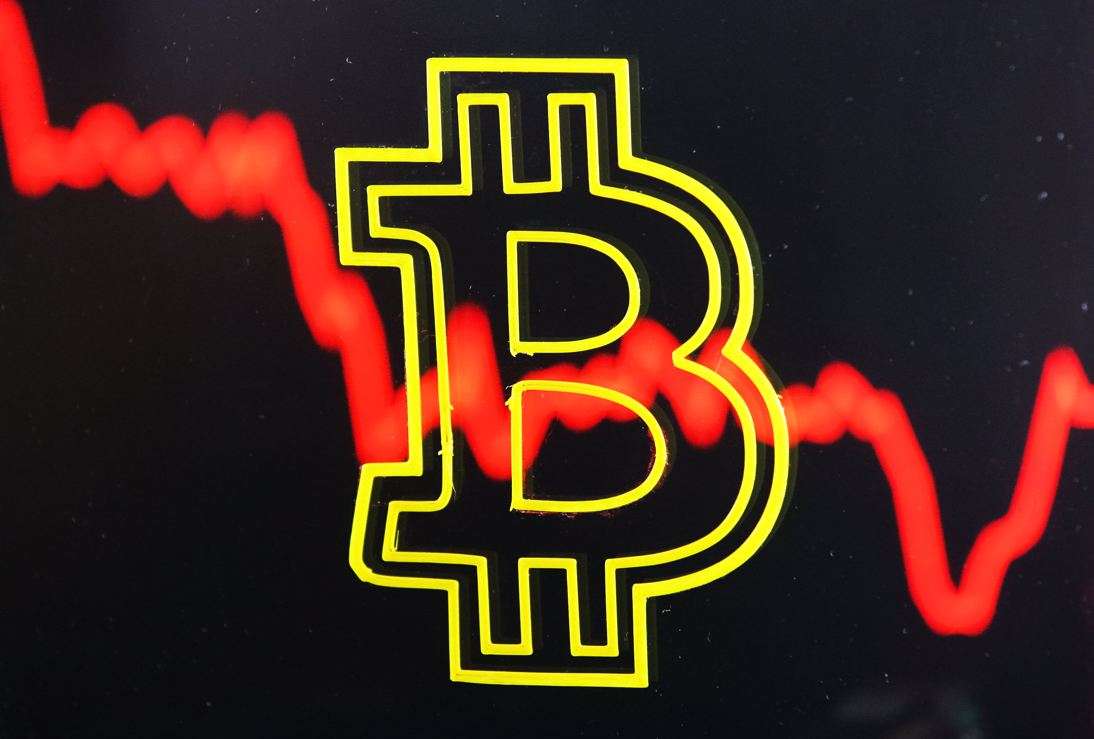 Ron Insana: China may be the first to ban bitcoin, but it won’t be the last