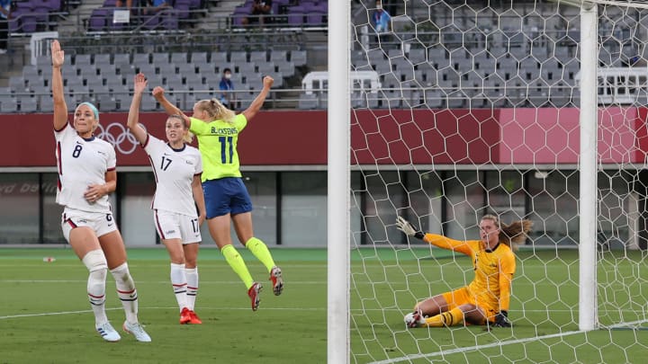 Sweden Stuns U S Women S Soccer Team With 3 0 Thrashing In Tokyo Opener