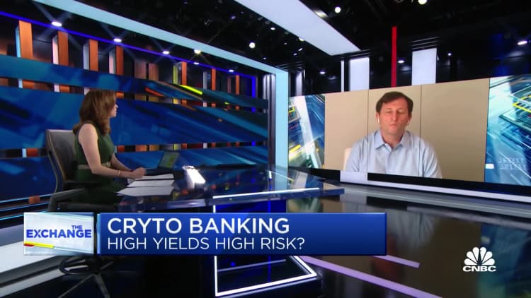 How does cryptobanking work?