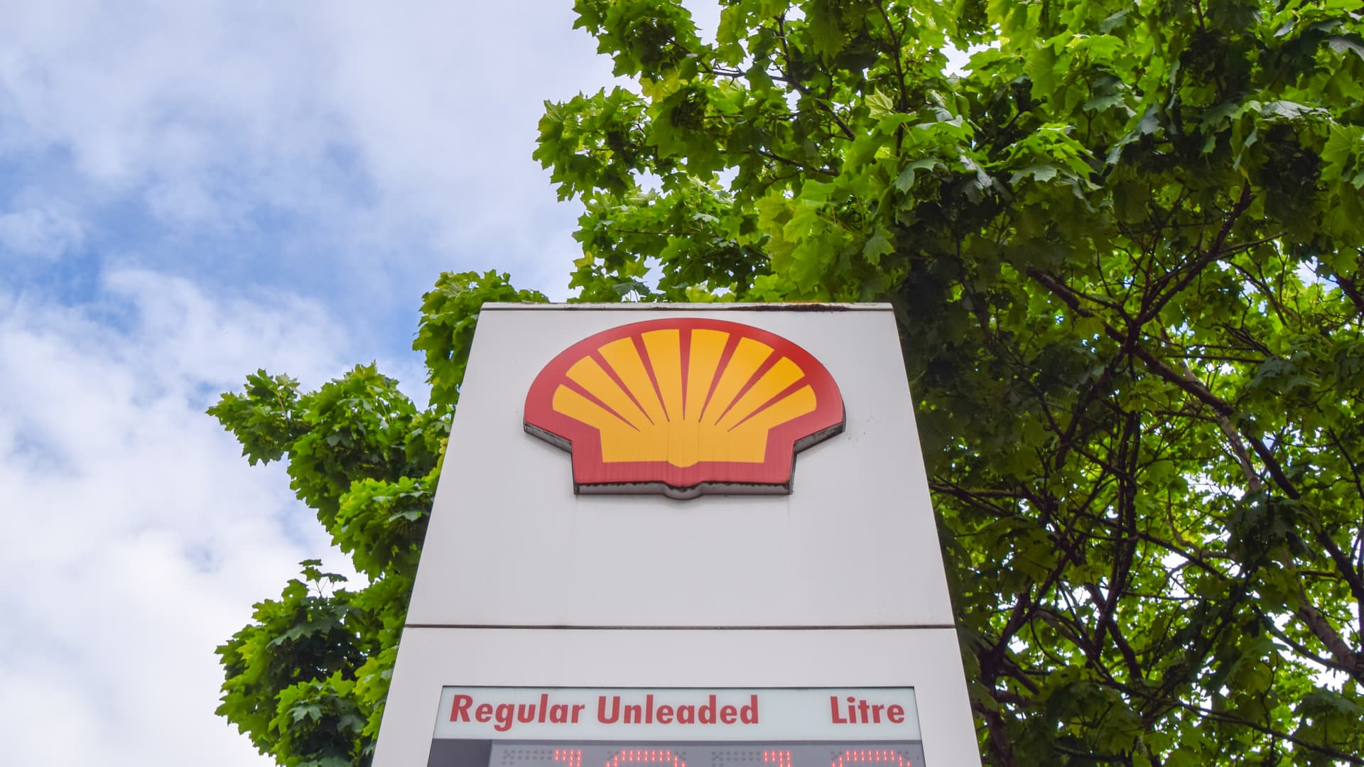 A Shell logo seen at a petrol station in London. A court in The Hague has ordered oil giant Shell to reduce its carbon emissions by 45% compared to 2019 levels by 2030, in what is widely seen as a landmark case.