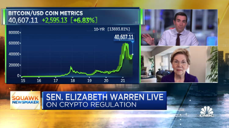 Sen. Warren on wealth taxes: 'Yes, Jeff Bezos. I'm looking at you'