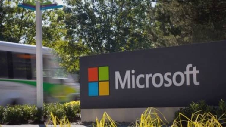 Apple and Microsoft crush earnings expectations