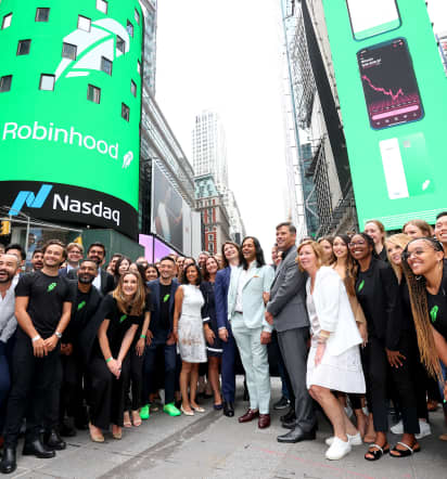 The options market bets Robinhood's stock is in for more wild trading 
