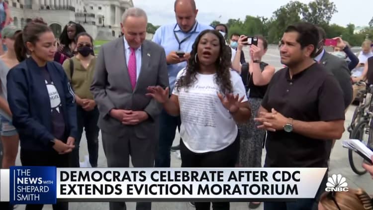 Democrats get CDC to extend eviction moratorium