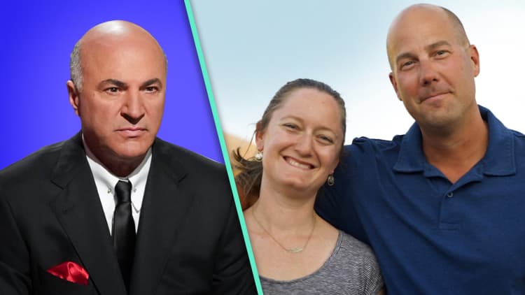 Kevin O'Leary reacts to a millennial couple who retired early in their 30s