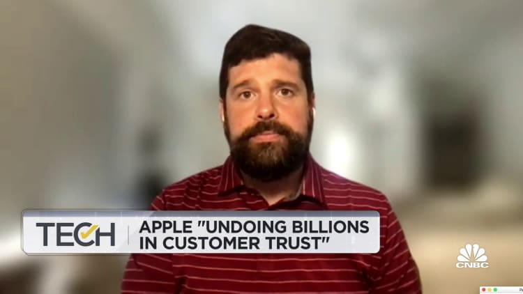 Cryptography professor on Apple's image-scanning privacy changes