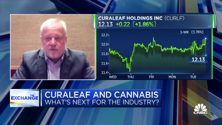 First step in legalizing marijuana is to make it safe for banking, Curaleaf CEO says