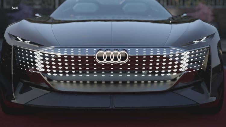 Audi unveils a new concept car: the Skysphere