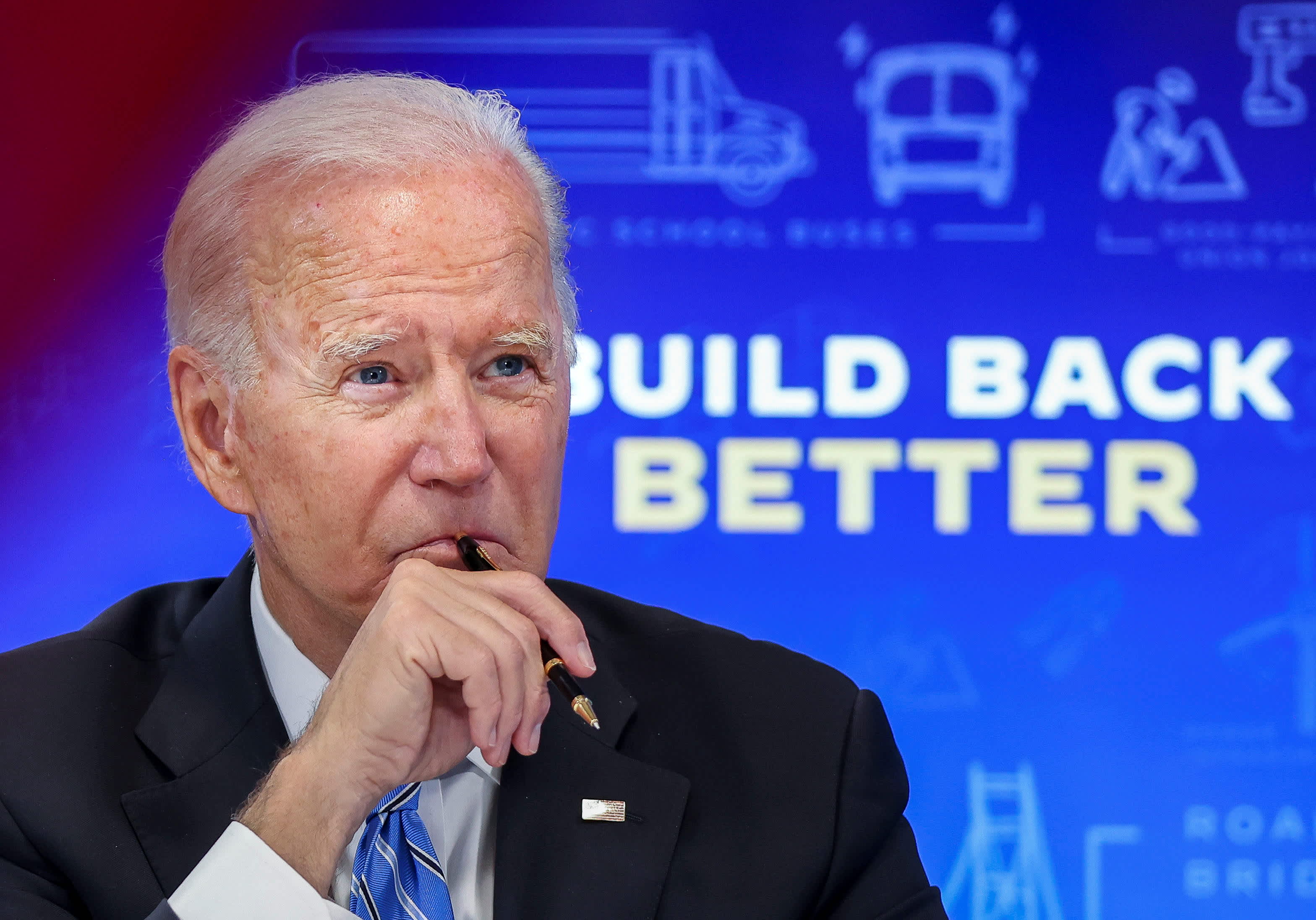 Biden fails to interrupt the Democrats’ stalemate earlier than the infrastructure vote