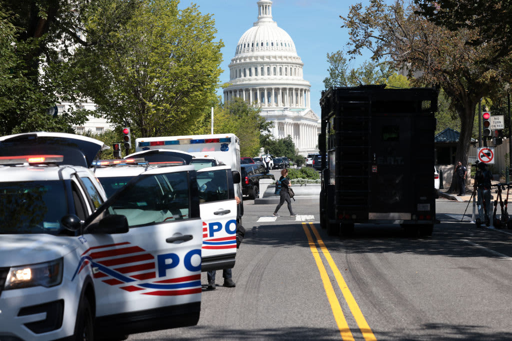 North Carolina man surrenders after Capitol Hill bomb threat that forced evacuation of surrounding area